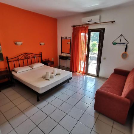 Aparthotel Marinos Aparts Sívota Exteriér fotografie